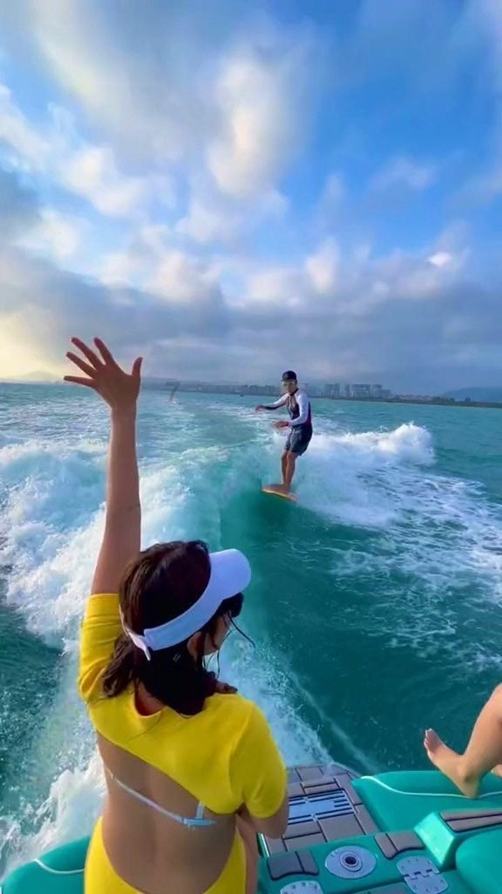 恐龙绝地逃生